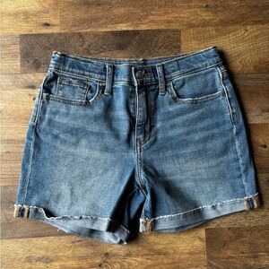 Old Navy High Rise Built In Tough Jean Shorts